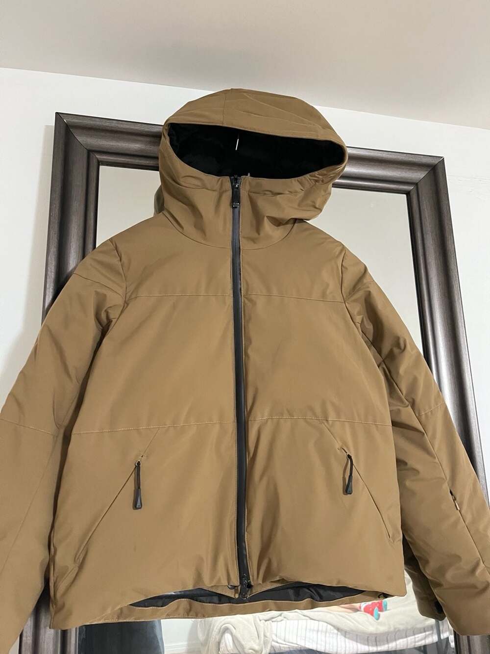 Helly Hansen Nora Short Puffy Insulated Ski Jacket (Women's) Small